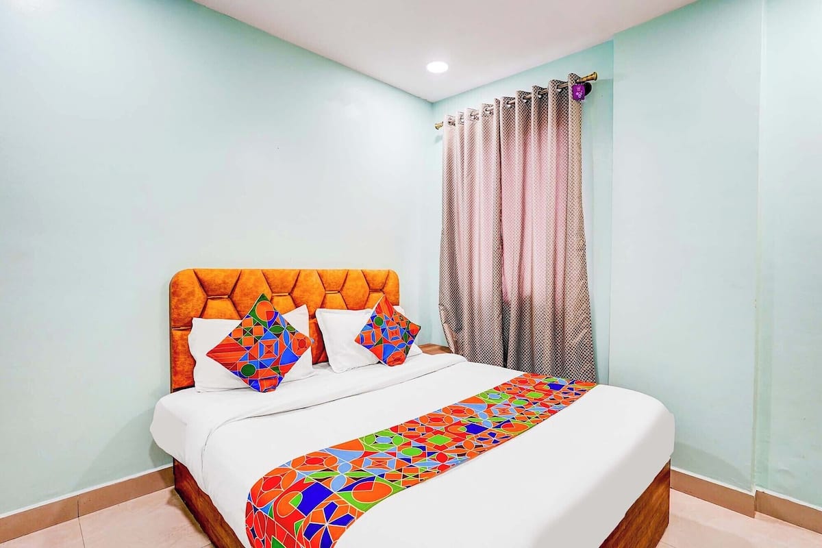 Deluxe Room | Egyptian cotton sheets, premium bedding, in-room safe, free WiFi