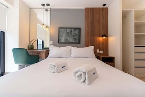 1 chambre, fer et planche à repasser, lit parapluie, Wi-Fi gratuit