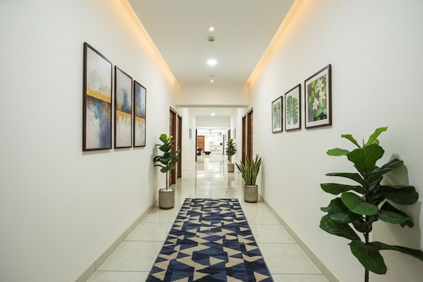 Lobby - Fabhotel Urban Villa (Noida)