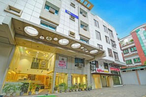 Exterior - Fabhotel Morya Regency (Bhopal)