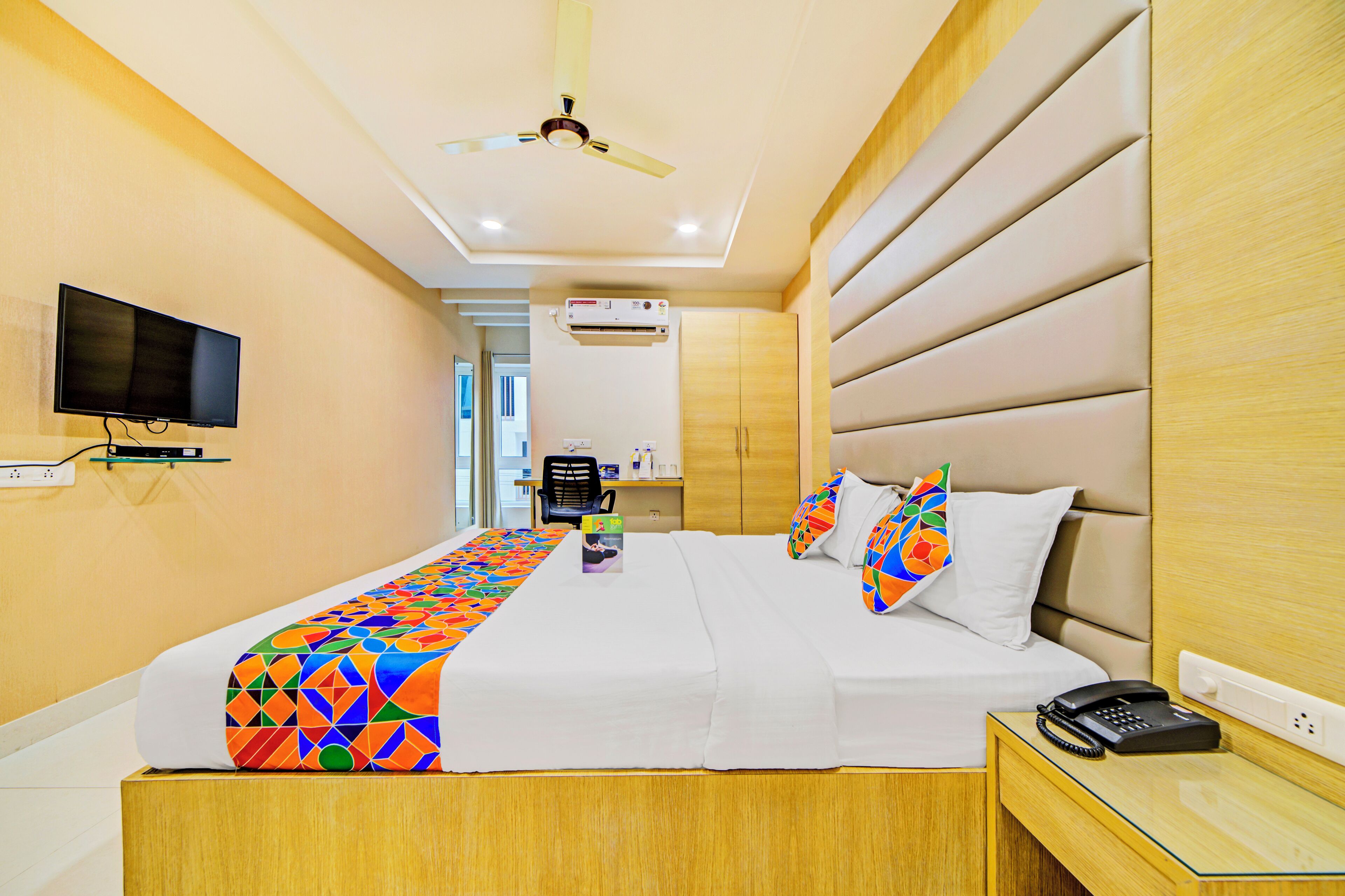 Foto - FabHotel Prime Veeraj Suites- Nr Skyview10, Lumbini Avenue, Gachibowli