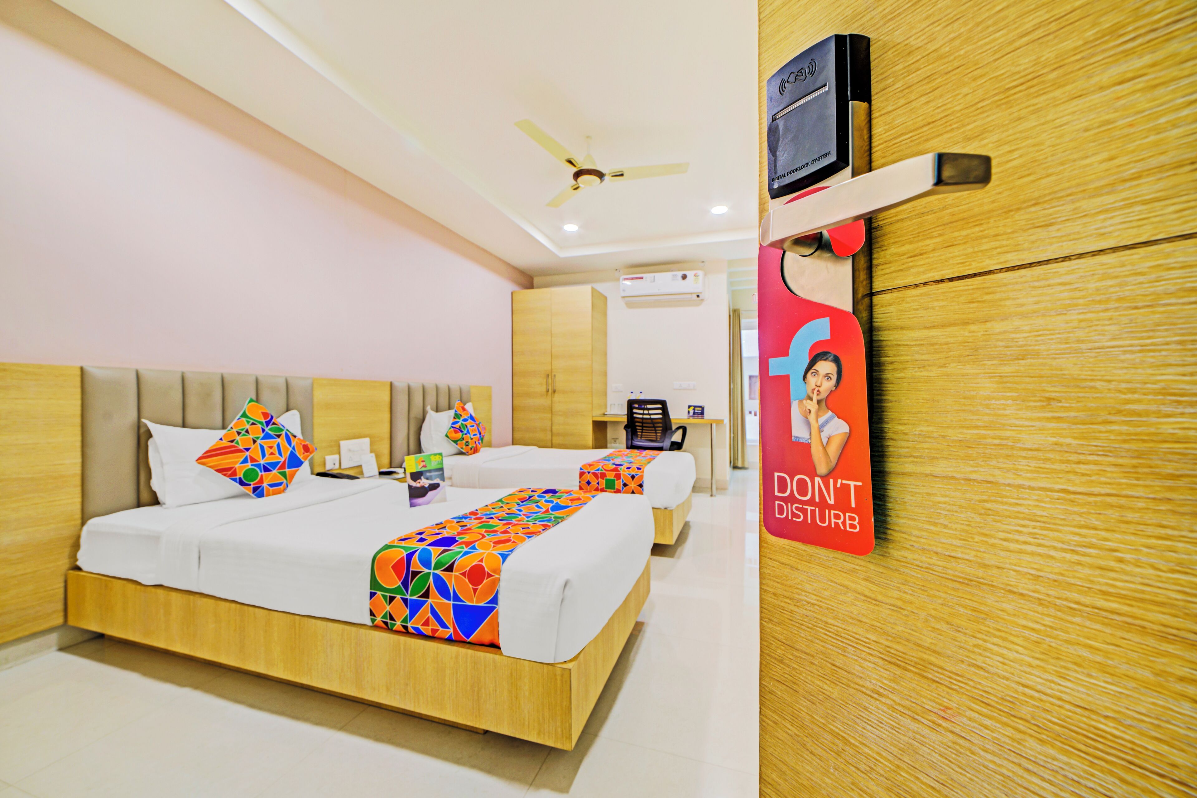 Foto - FabHotel Prime Veeraj Suites- Nr Skyview10, Lumbini Avenue, Gachibowli