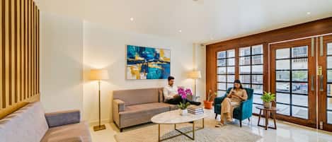 Siddeområde i lobbyen