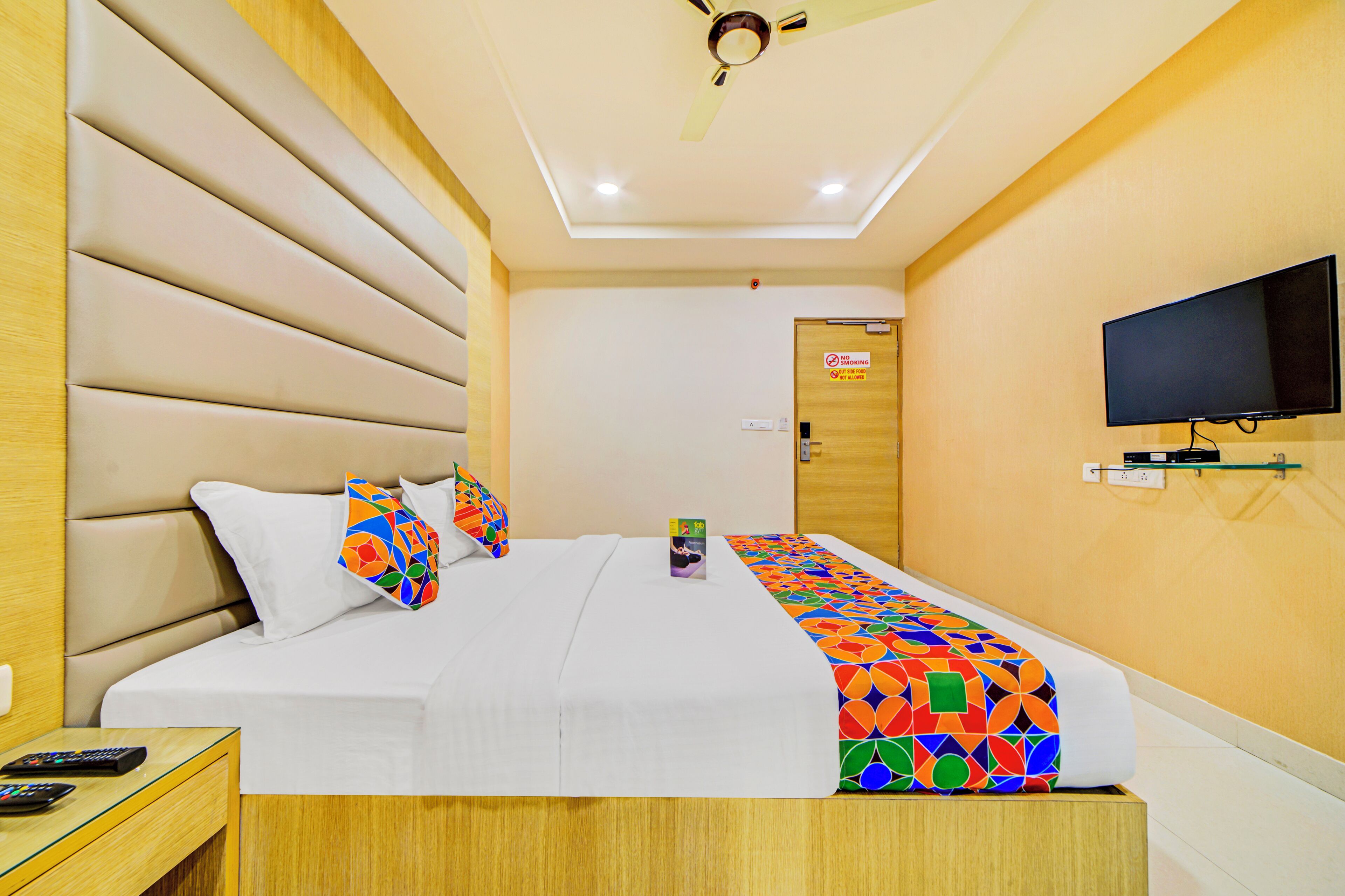 Foto - FabHotel Prime Veeraj Suites- Nr Skyview10, Lumbini Avenue, Gachibowli