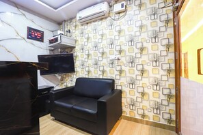 Coin salon dans le hall