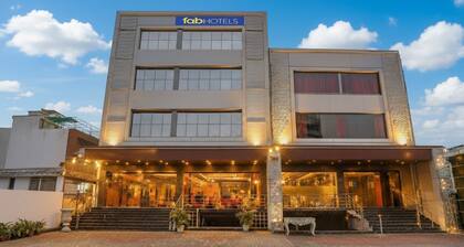 Fabhotel Golden Rivaah