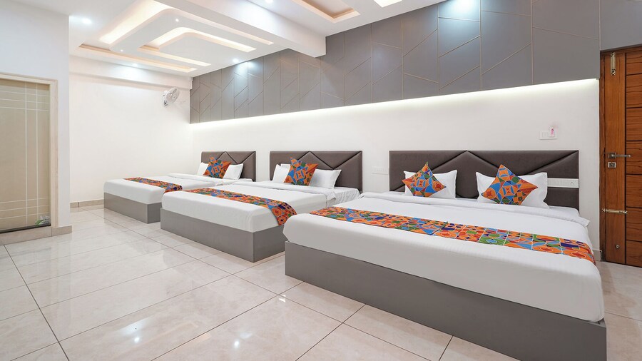 Fabhotel Ayodhya Palace