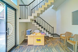 Reception - Fabhotel Bharti Palace (Ujjain)