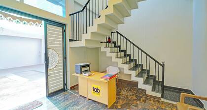 Fabhotel Bharti Palace