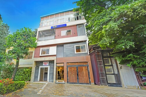 Fabhotel Grand Stay Ambedkar Nagar