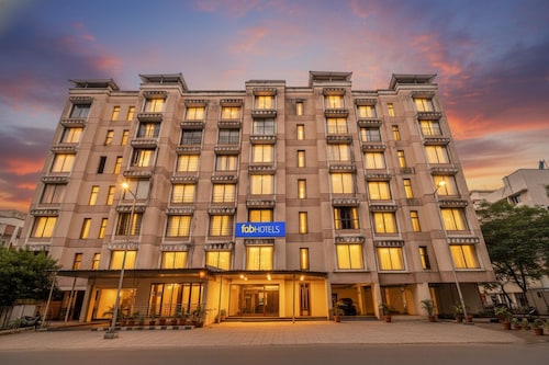 Hotel Omkar & Lodging - phoenix market city