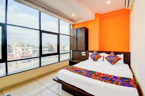 Egyptian cotton sheets, premium bedding, in-room safe, desk - FabHotel Samudra Executive - Nr Solapur Highway (Pune)