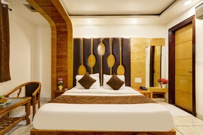 Premium-værelse | Egyptiske bomuldslagner, premium-sengetøj, pengeskab på værelset