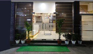 Property entrance - Fabhotel Church View (New Delhi)