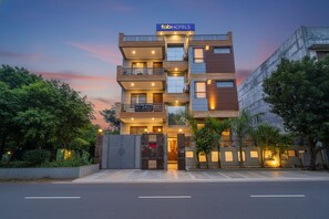 Exterior - Fabhotel Comfy Cottage (Gurugram)