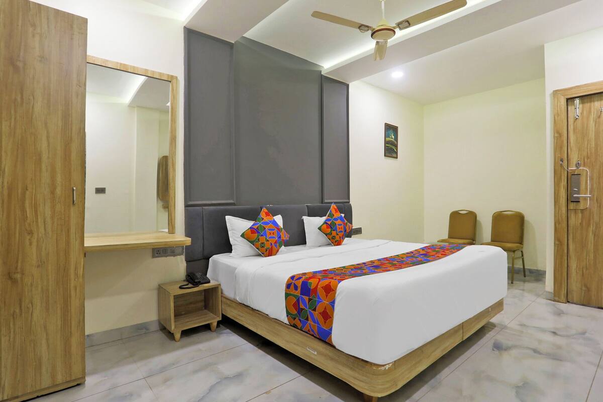 Deluxe Room | Egyptian cotton sheets, premium bedding, in-room safe, free WiFi