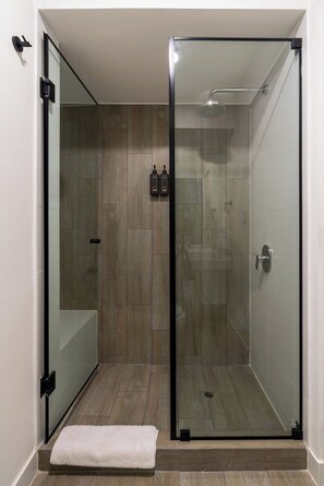 Haartrockner, Handtücher