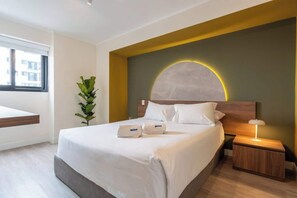 2 chambres, fer et planche à repasser, Wi-Fi gratuit, draps fournis