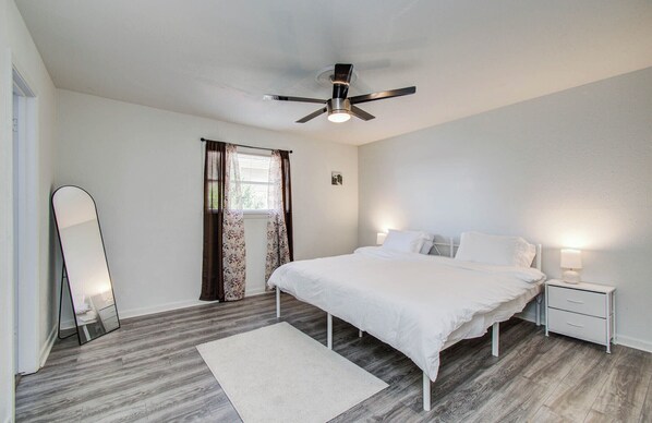 1 bedroom, iron/ironing board, WiFi, bed sheets