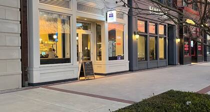 Capitol Hill B&B-Steps to Metro, Dining, & Museums