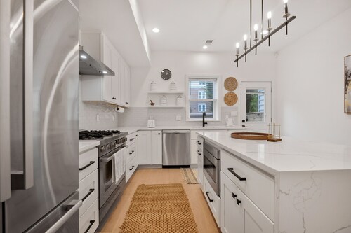 Capitol Hill B&B-Steps to Metro, Dining, & Museums