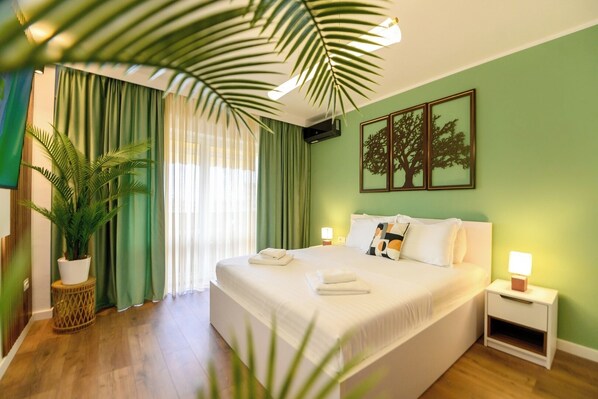 2 habitaciones, tabla de planchar con plancha, wifi y ropa de cama 