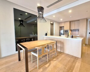 Superior Apartment, 2 Bedrooms, Balcony, City View | Private kitchen | Fridge