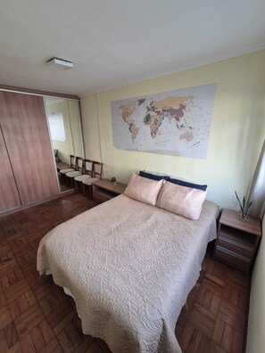 1 bedroom, desk, iron/ironing board, free WiFi