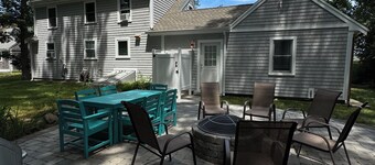 Relax in this Sandwich Farmhouse - Cape Cod