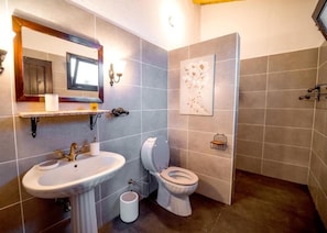 Double Room, Balcony, Hill View | Bathroom | Slippers