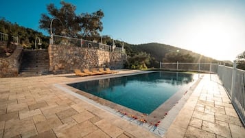 Piscina all'aperto