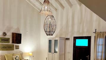 Luxury Quadruple Room, Balcony, Hill View | Iron/ironing board, free WiFi