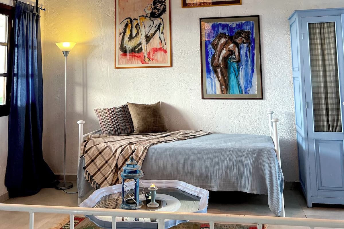 Comfort Double Room | Iron/ironing board (on request), WiFi (free), individually decorated