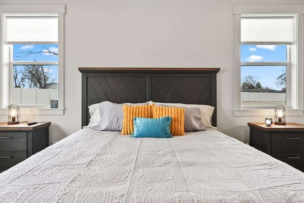 6 bedrooms, iron/ironing board, travel cot, free WiFi