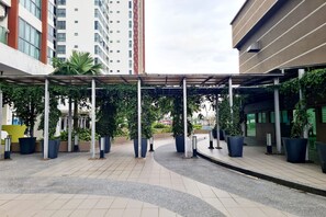 Property grounds - Amerin Residence Mall Apartments (Seri Kembangan)