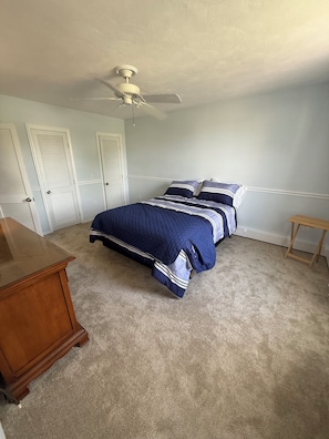4 bedrooms, free WiFi, bed sheets