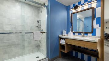 Ducha del cuarto de baño