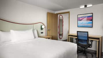 Junior Suite, 1 King Bed, Non Smoking
