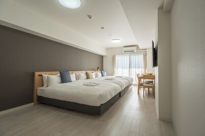 ESLEAD HOTEL Namba Kuromon