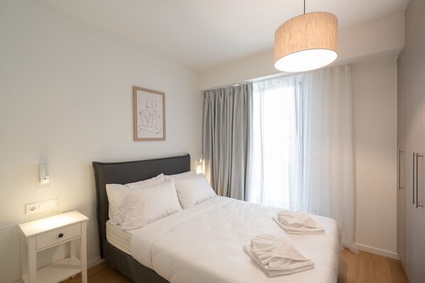 2 habitaciones, tabla de planchar con plancha y wifi gratis 