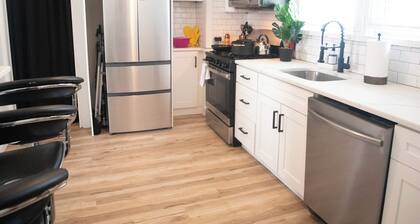 Cozy Pet-Friendly 3-Bedroom Retreat – Quick Drive to Philly, Airport & Stadiums