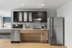 Mini-fridge, coffee/tea maker