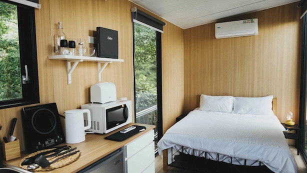 1 habitación y ropa de cama 