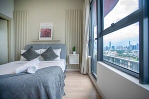 Superior Apartment, 3 Bedrooms, Kitchen, City View