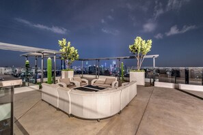 Rooftop terrace - The Reizz Residence by Emily in Town (Kuala Lumpur)