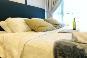 Superior Apartment, 2 Bedrooms, Kitchen, City View | Desk, laptop workspace, free WiFi, bed sheets