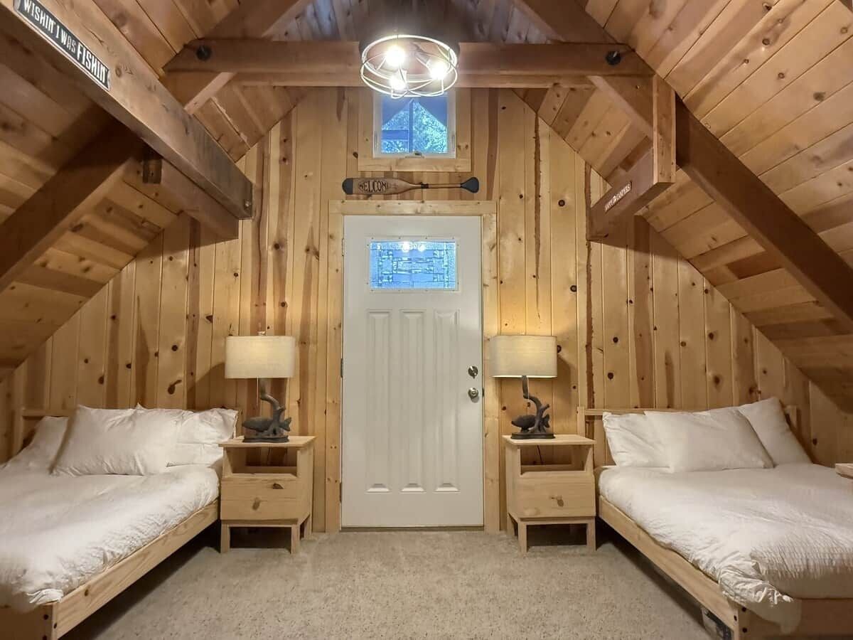 4 bedrooms, free WiFi, bed sheets