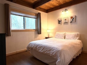 4 chambres, accĂšs au Wi-Fi (inclus), literie fournie