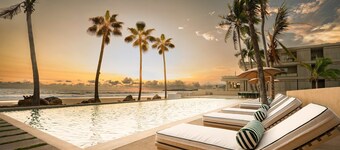 Anera, Private Pool and Lush Garden Steps from the Ocean at ANERA