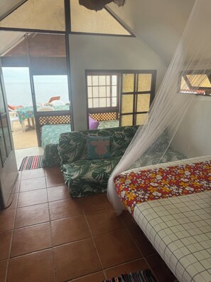 2 soverom, strykejern/-brett, wi-fi og sengetøy